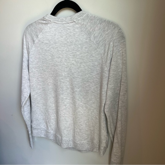 Athleta Women's Light Gray Crew Neck Sweater - XS - Picture 6 of 6